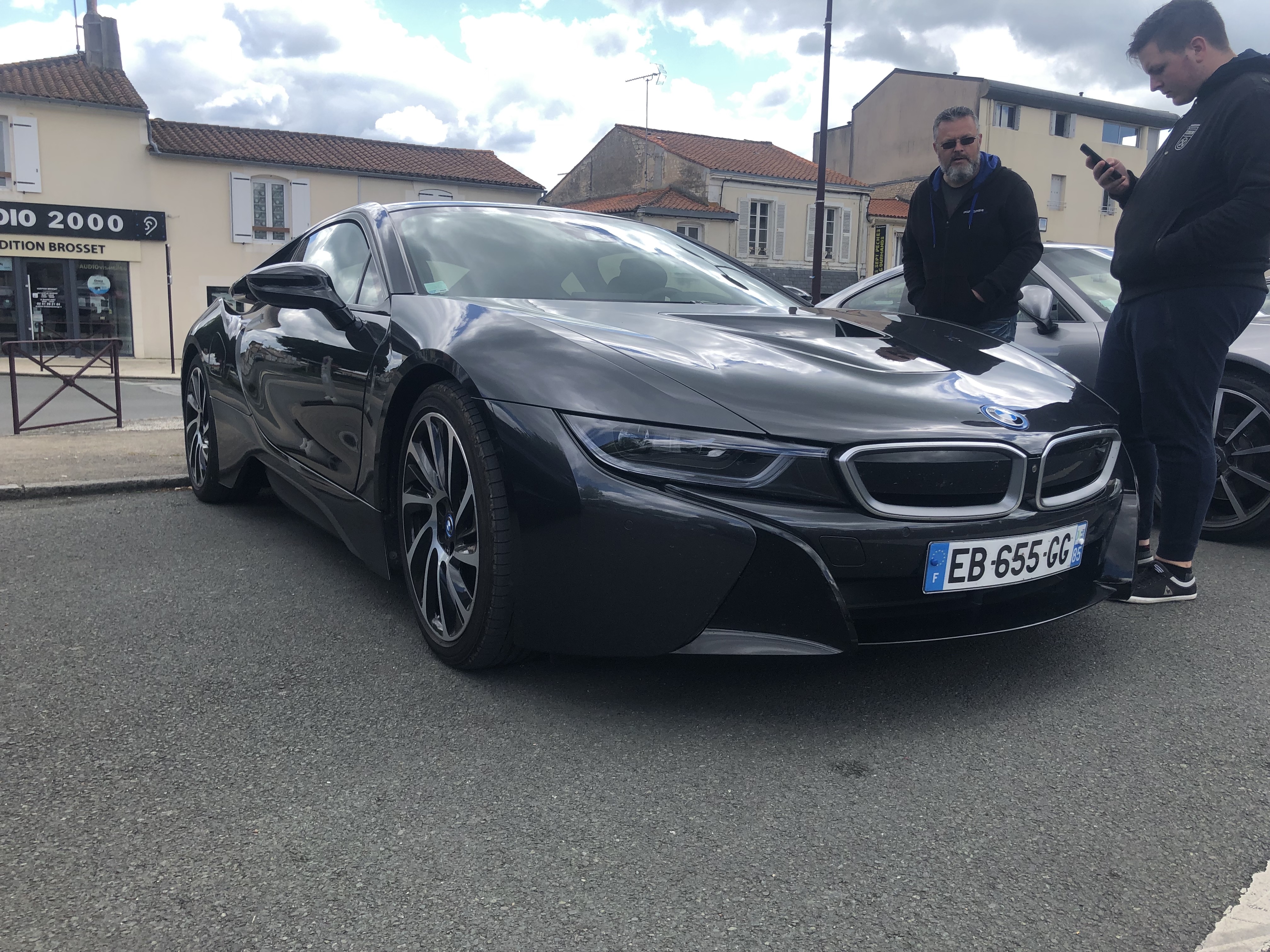 BMW i8