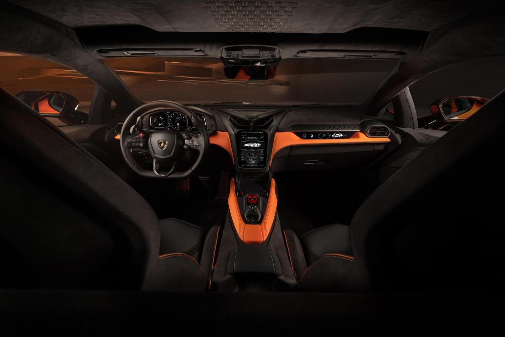 Lamborghini-Revuelto-Intérieur