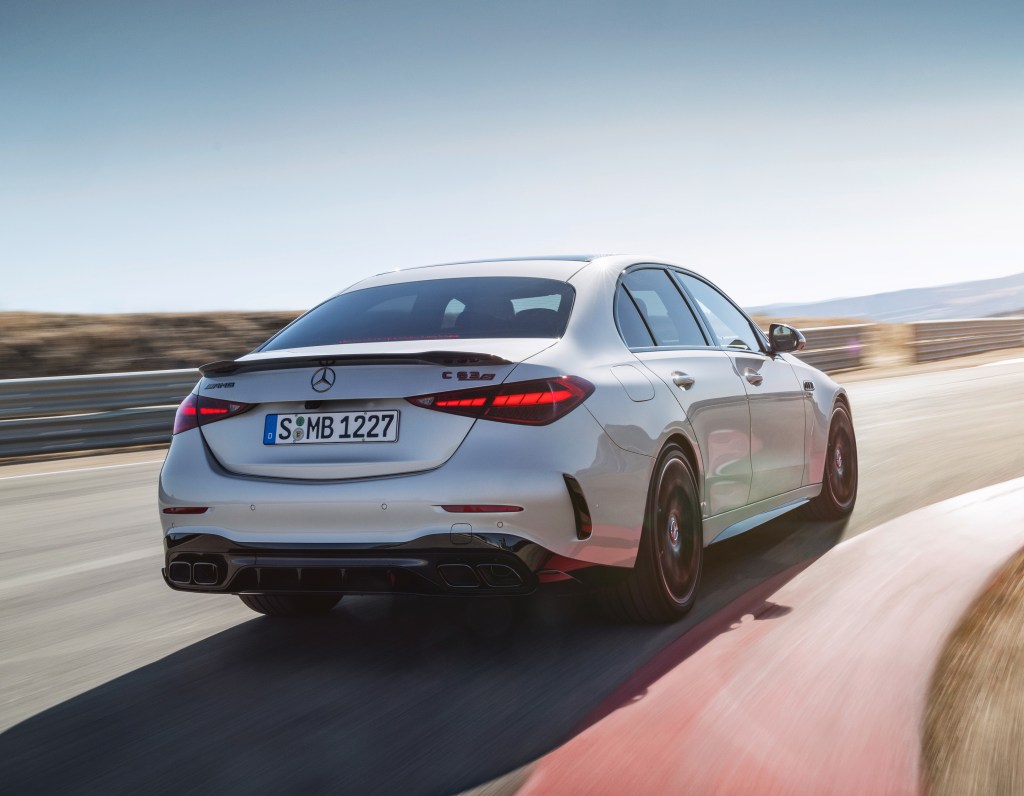 Mercedes-AMG C 63 S E Performance