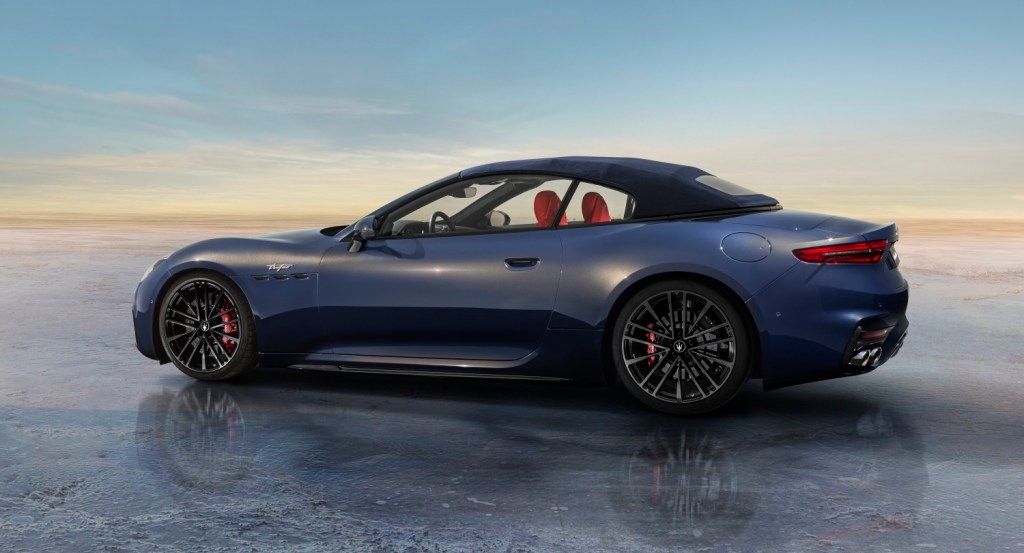 Maserati GranCabrio fermée