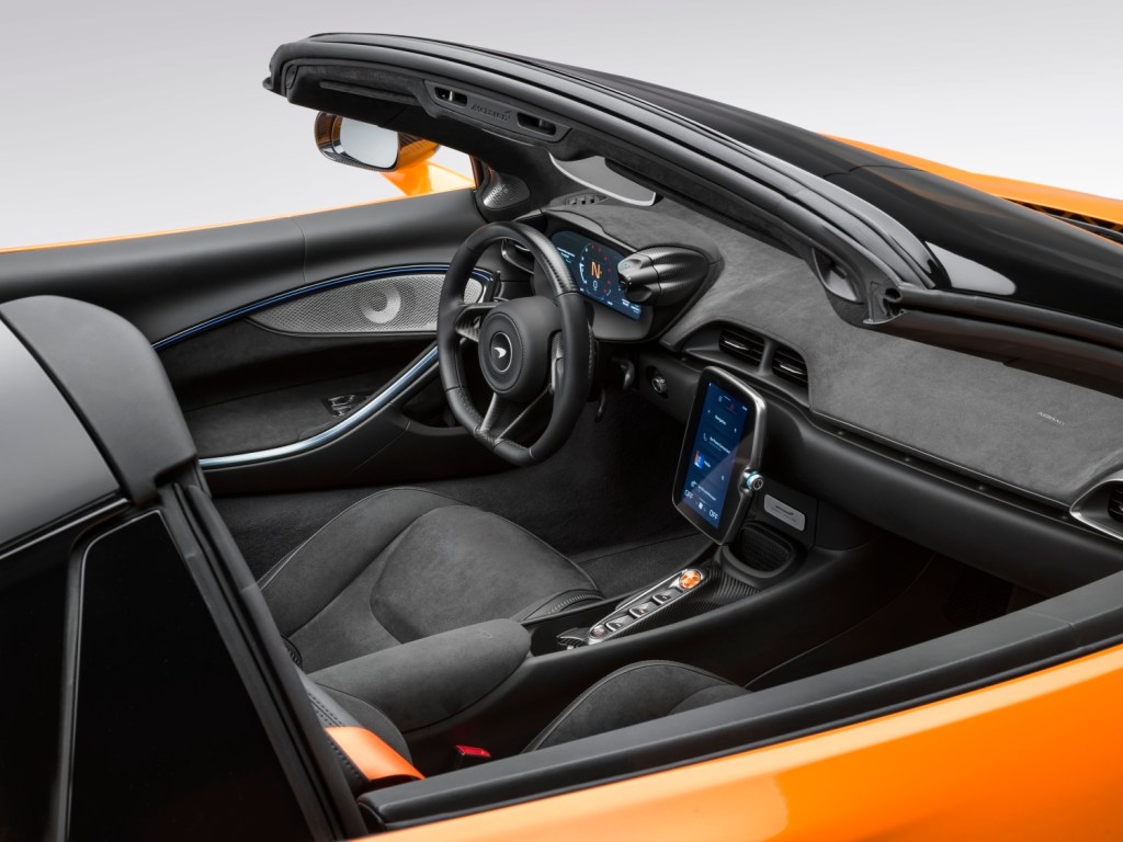McLaren Artura Spider intérieur
