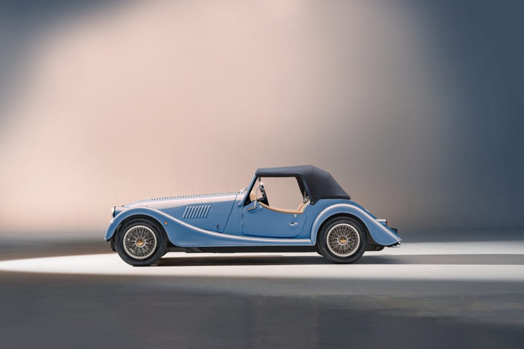 Morgan Plus Four profil