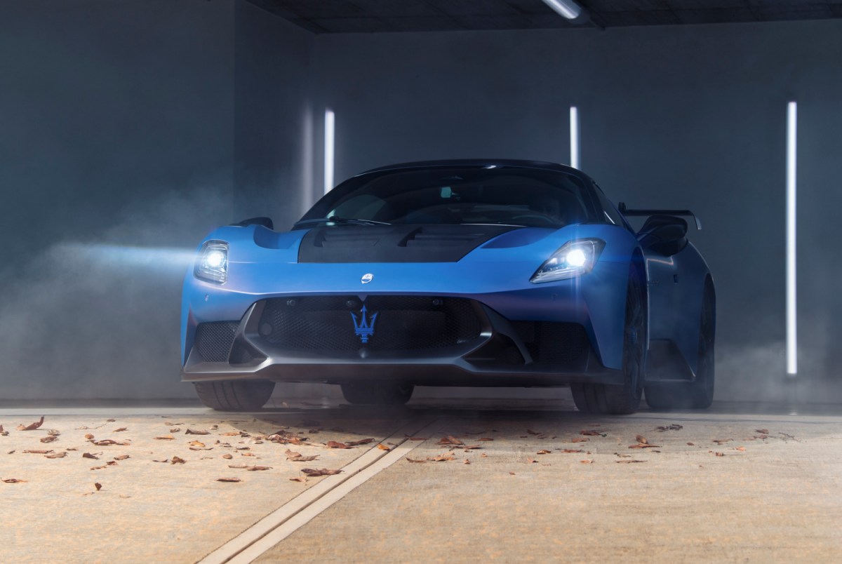 Maserati MC20 GT2 Stradale