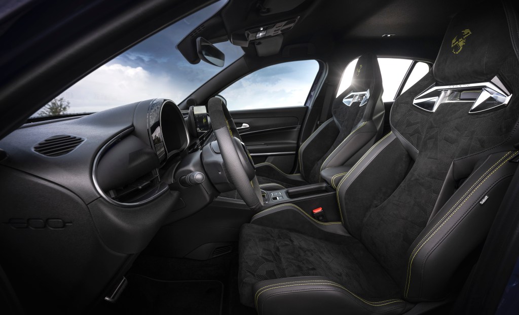 Abarth 600e Scorpionissima