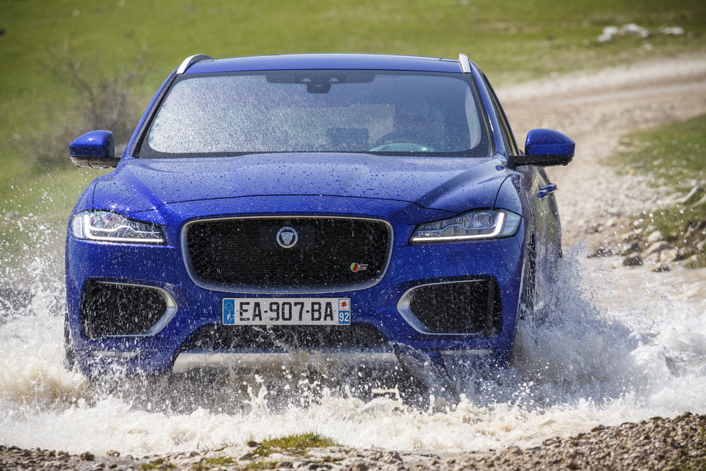 Jaguar F-Pace