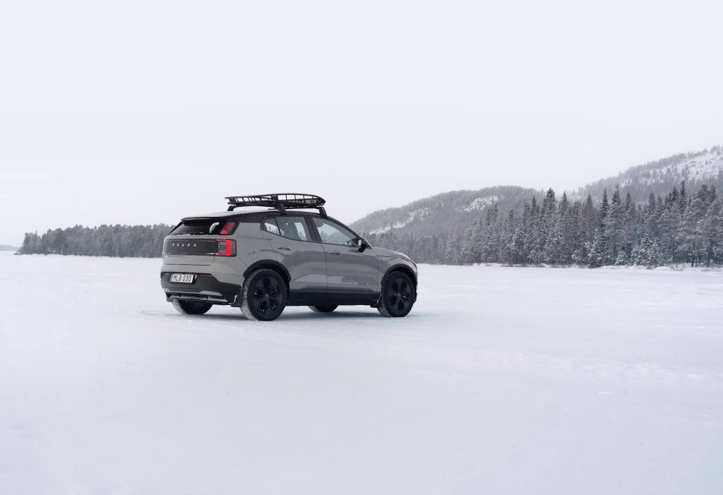 Volvo EX30 Cross Country