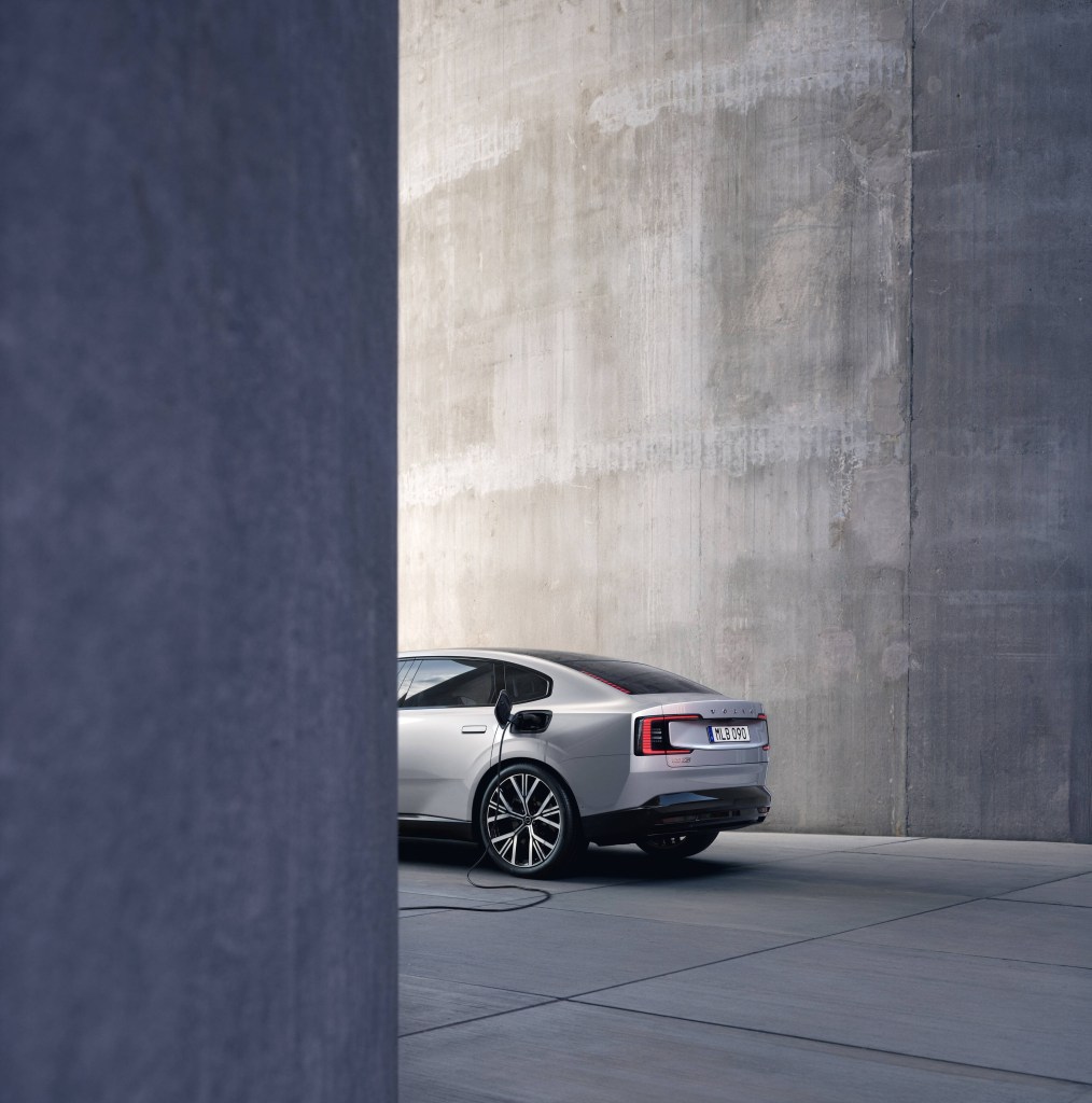 Volvo ES90 extérieur