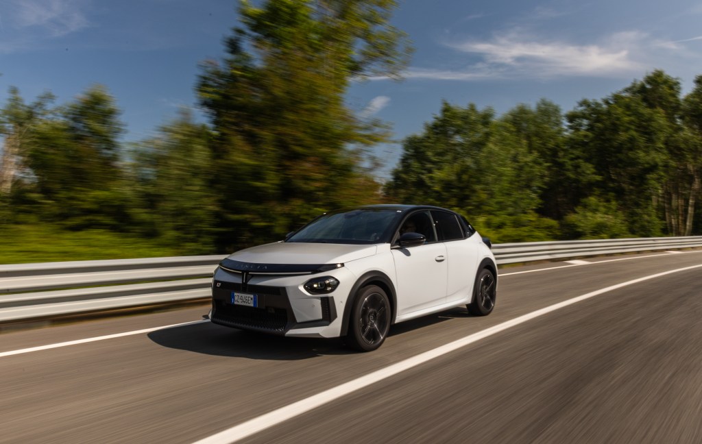 Lancia Ypsilon HF Line