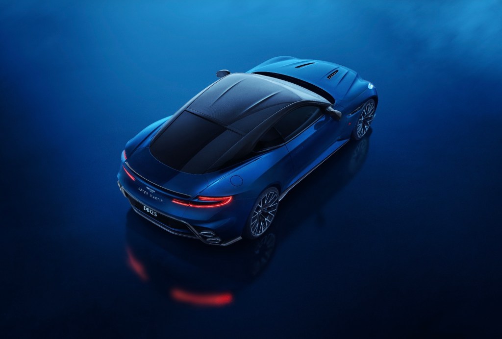 Aston Martin DB12 S