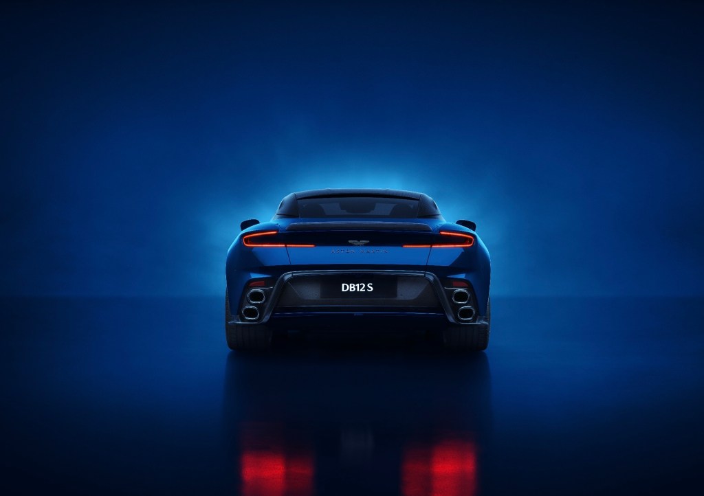 Aston Martin DB12 S