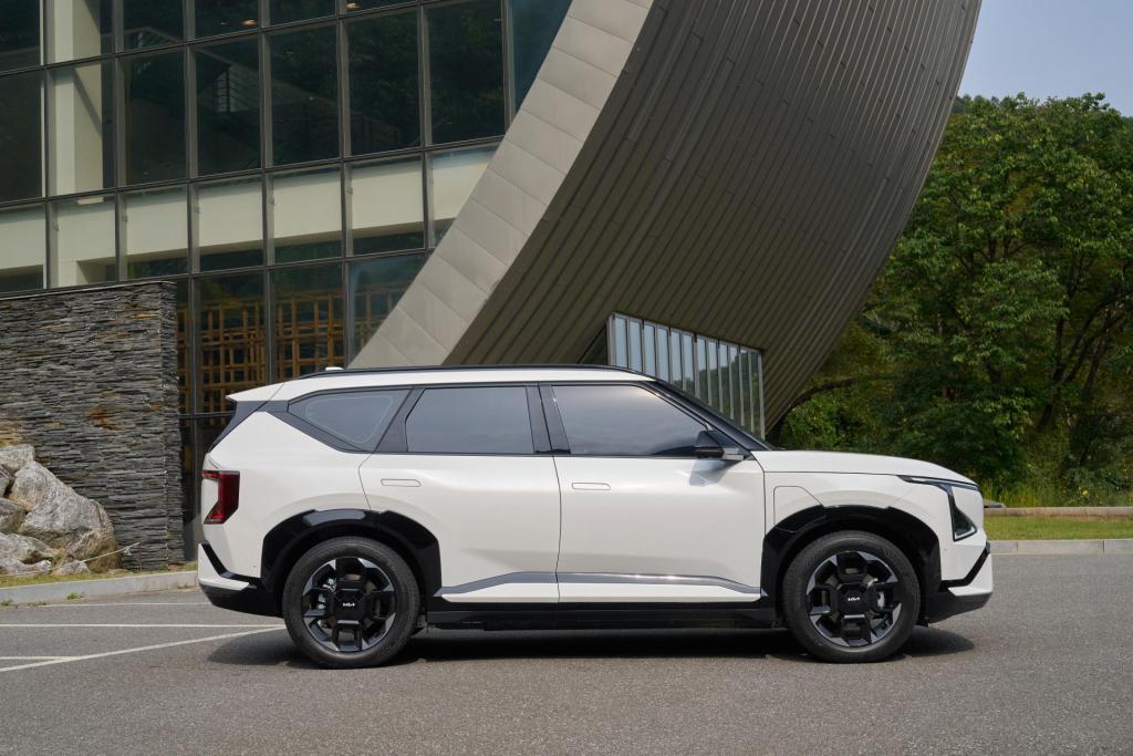 Kia EV5