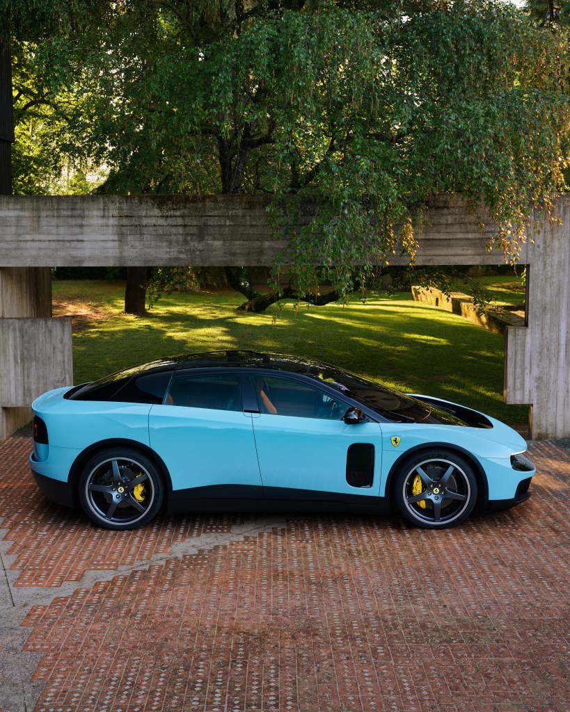 Ferrari Luce