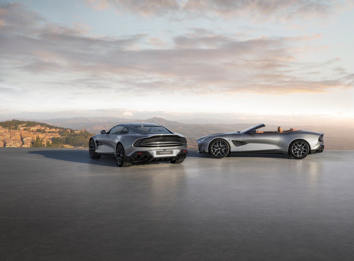 Aston Martin Vanquish 25th