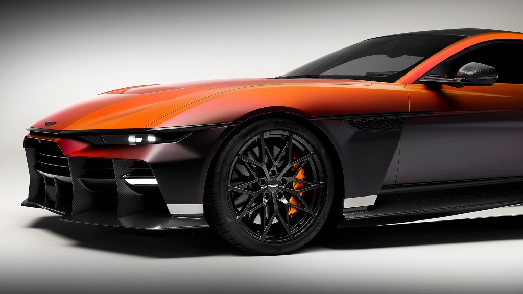 Aston Martin Valen